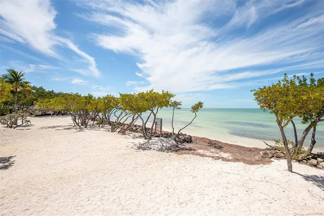 $2,699,000 | 141 El Capitan Drive, Islamorada, FL 33036