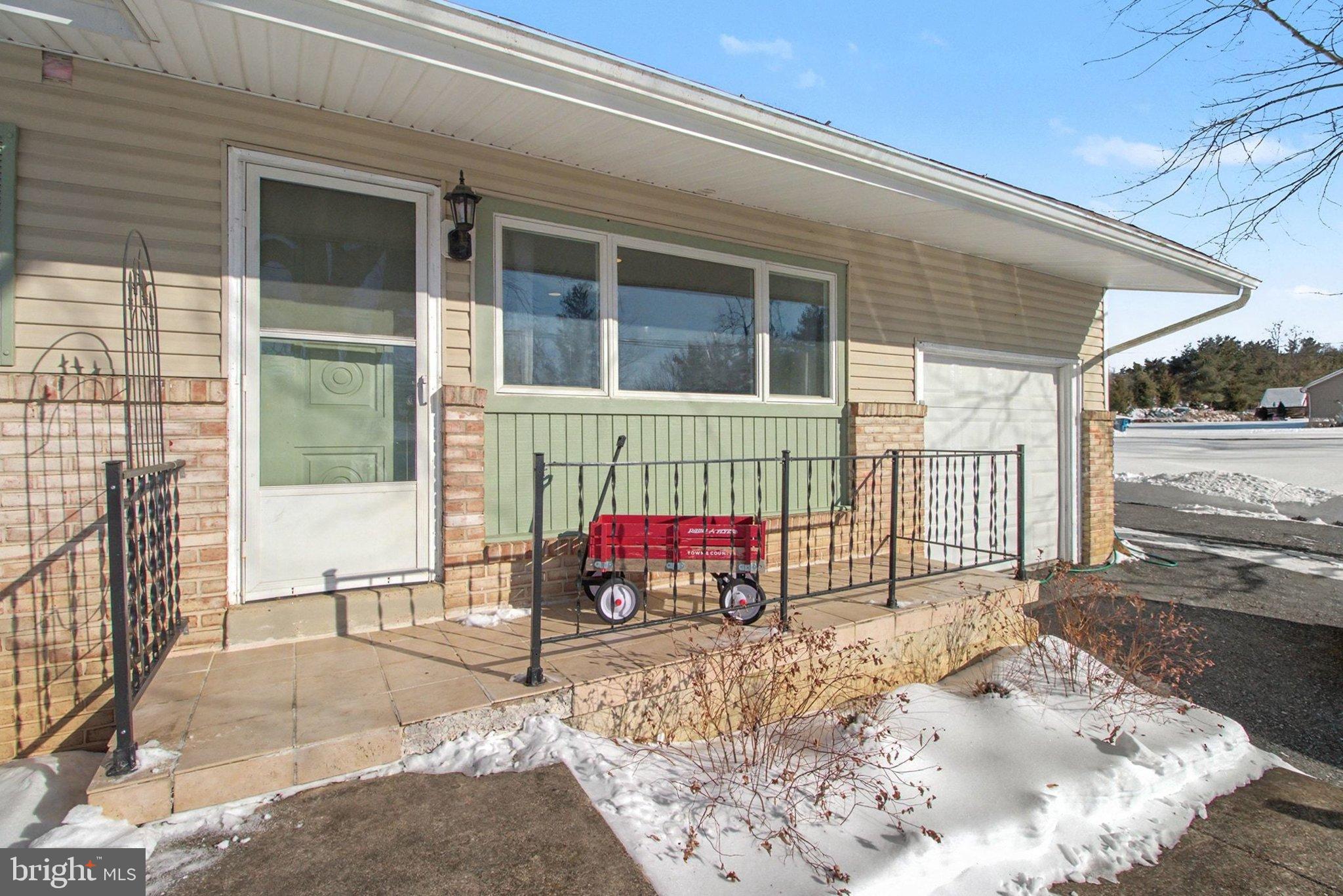 7256 Sandy Hollow Road Harrisburg, PA 17112 - Photo 4 of 25