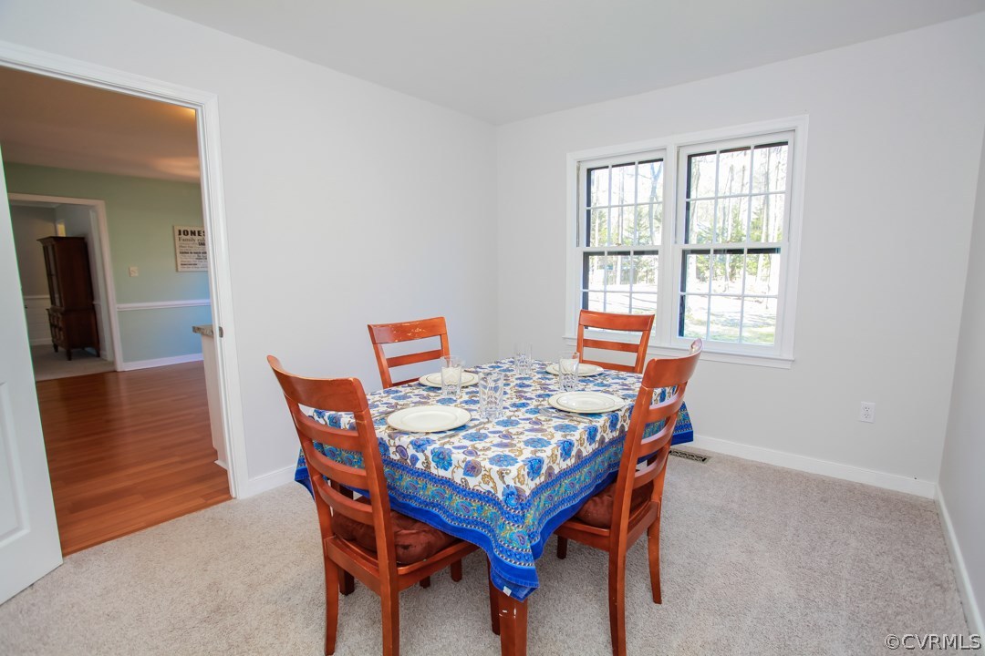 713 Spirea Road Chesterfield, VA 23236 - Photo 8 of 33 Gallery Image 8