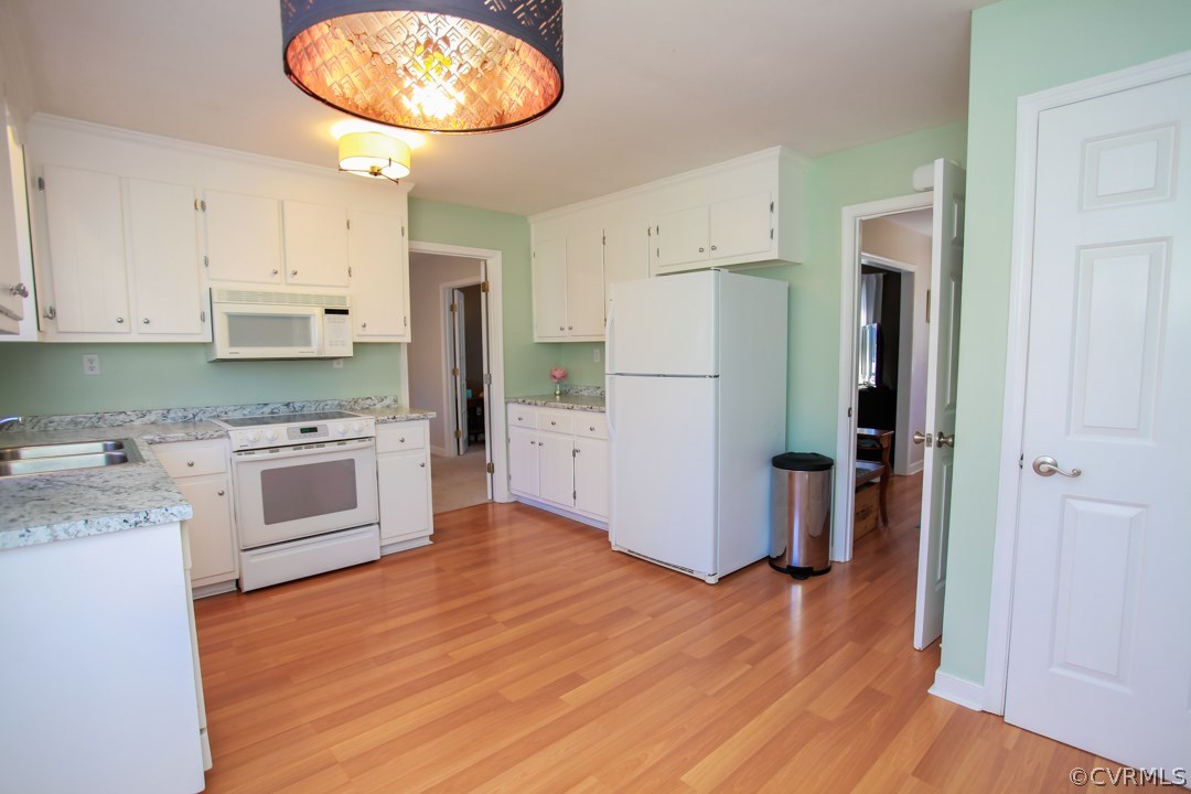 713 Spirea Road Chesterfield, VA 23236 - Photo 9 of 33 Gallery Image 9