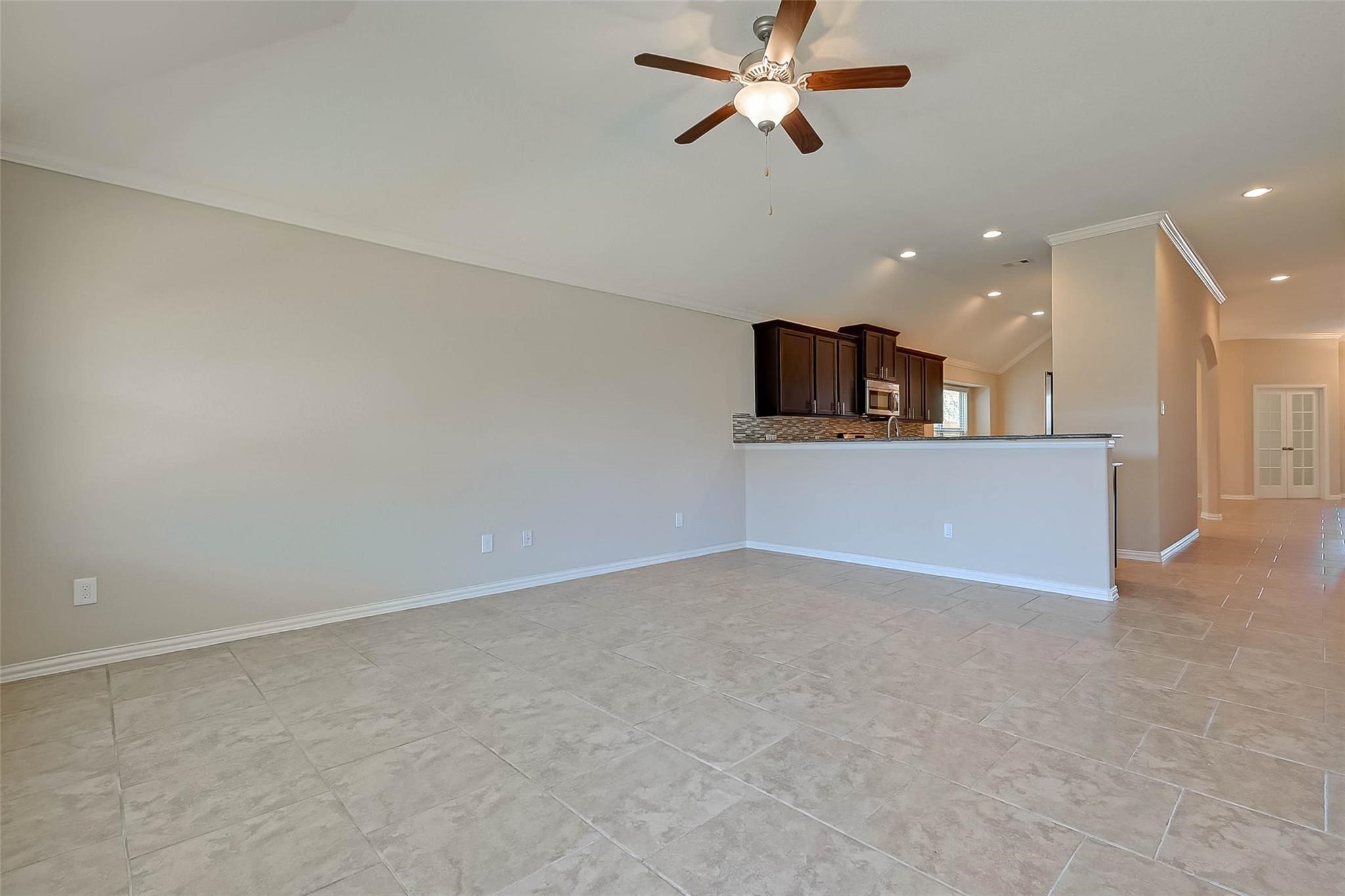 7023 Villa Mountain Lane Spring, TX 77379 - Photo 9 of 15 Photos are not current. Photos taken before current tenants move-in.