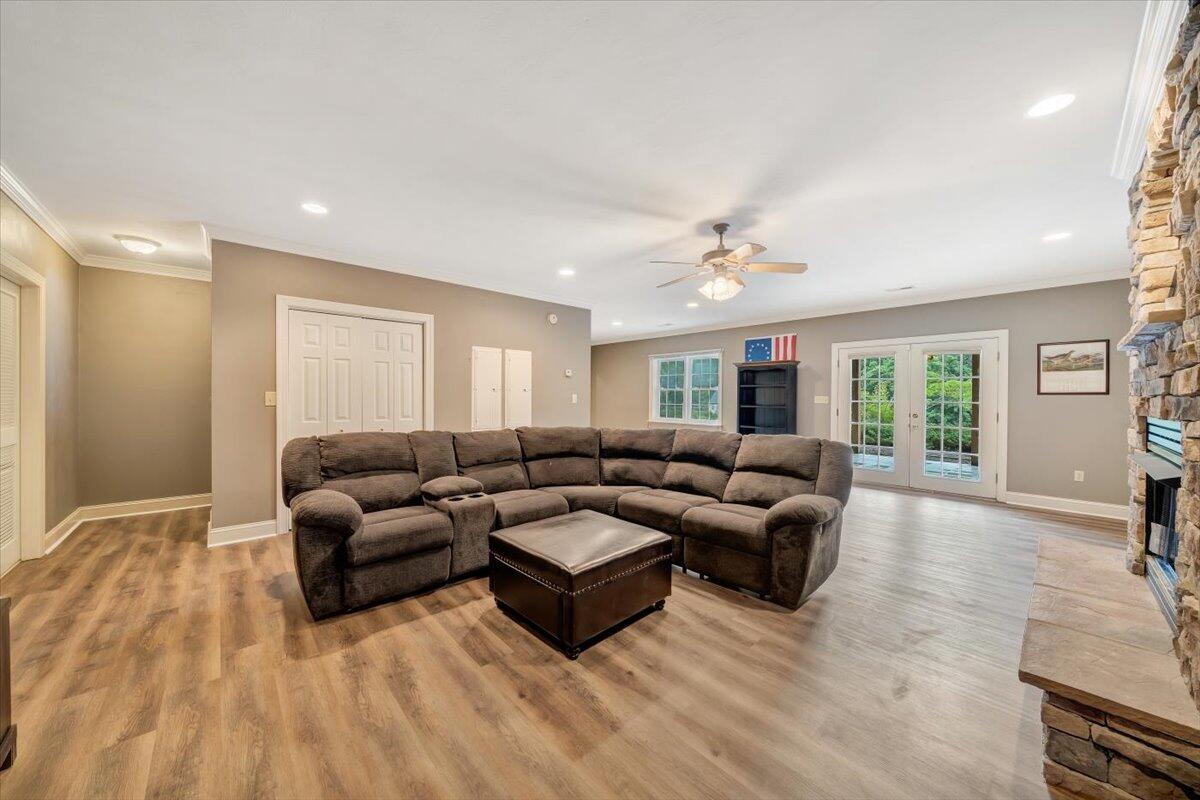 3722 Winding Way Road Southwest Roanoke, VA 24015 - Photo 50 of 63 31-Rapid Imagery-2364