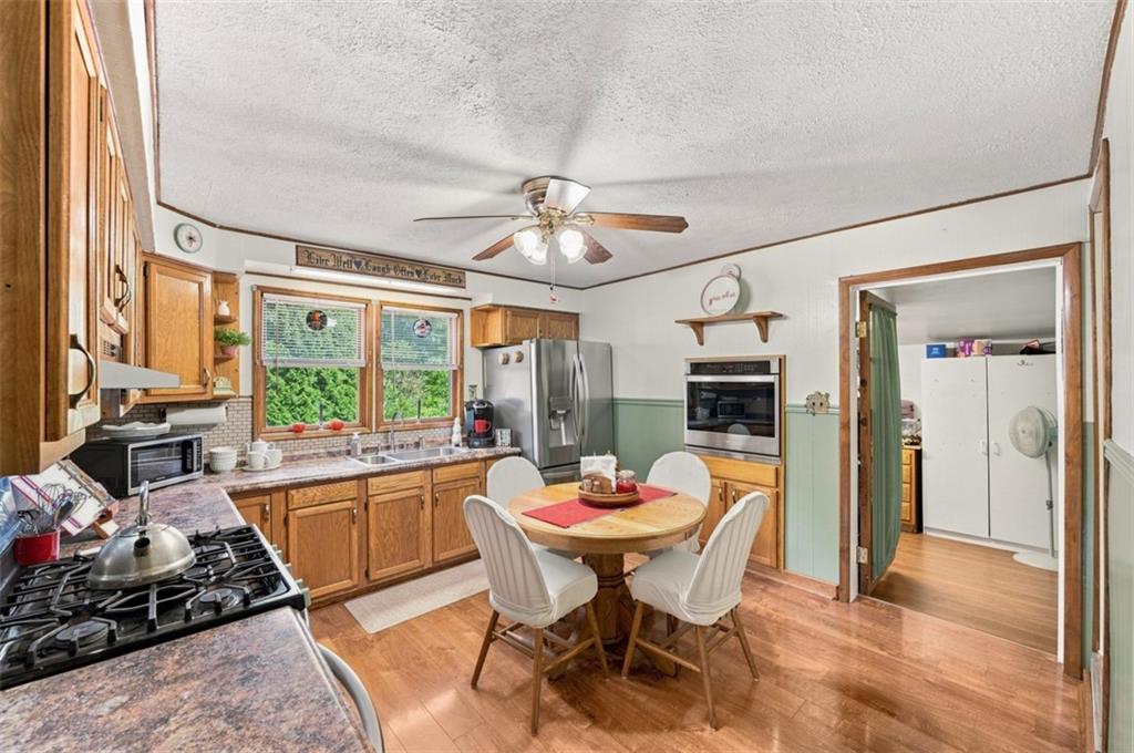 286 Big Knob Road Rochester, PA 15074 - Photo 9 of 39 Gallery Image 9
