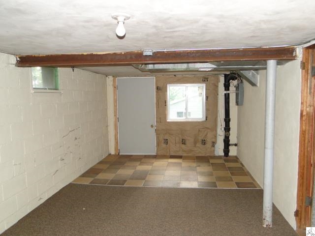 5106 Oneida Street Duluth, MN 55804 - Photo 11 of 16 Gallery Image 11