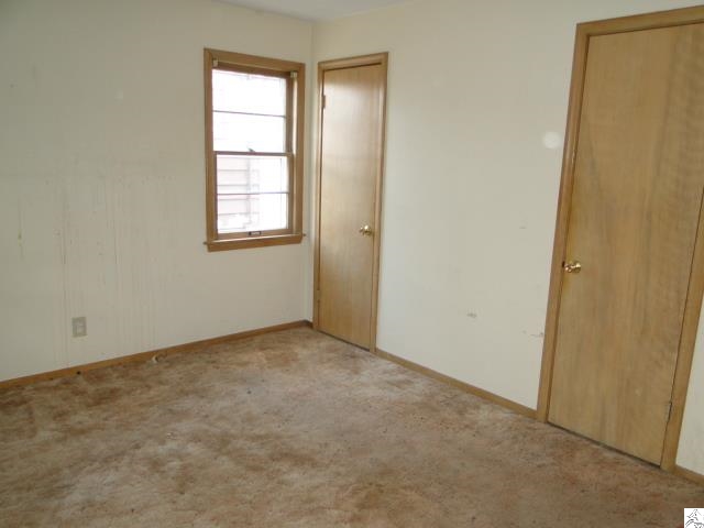 5106 Oneida Street Duluth, MN 55804 - Photo 6 of 16 Gallery Image 6