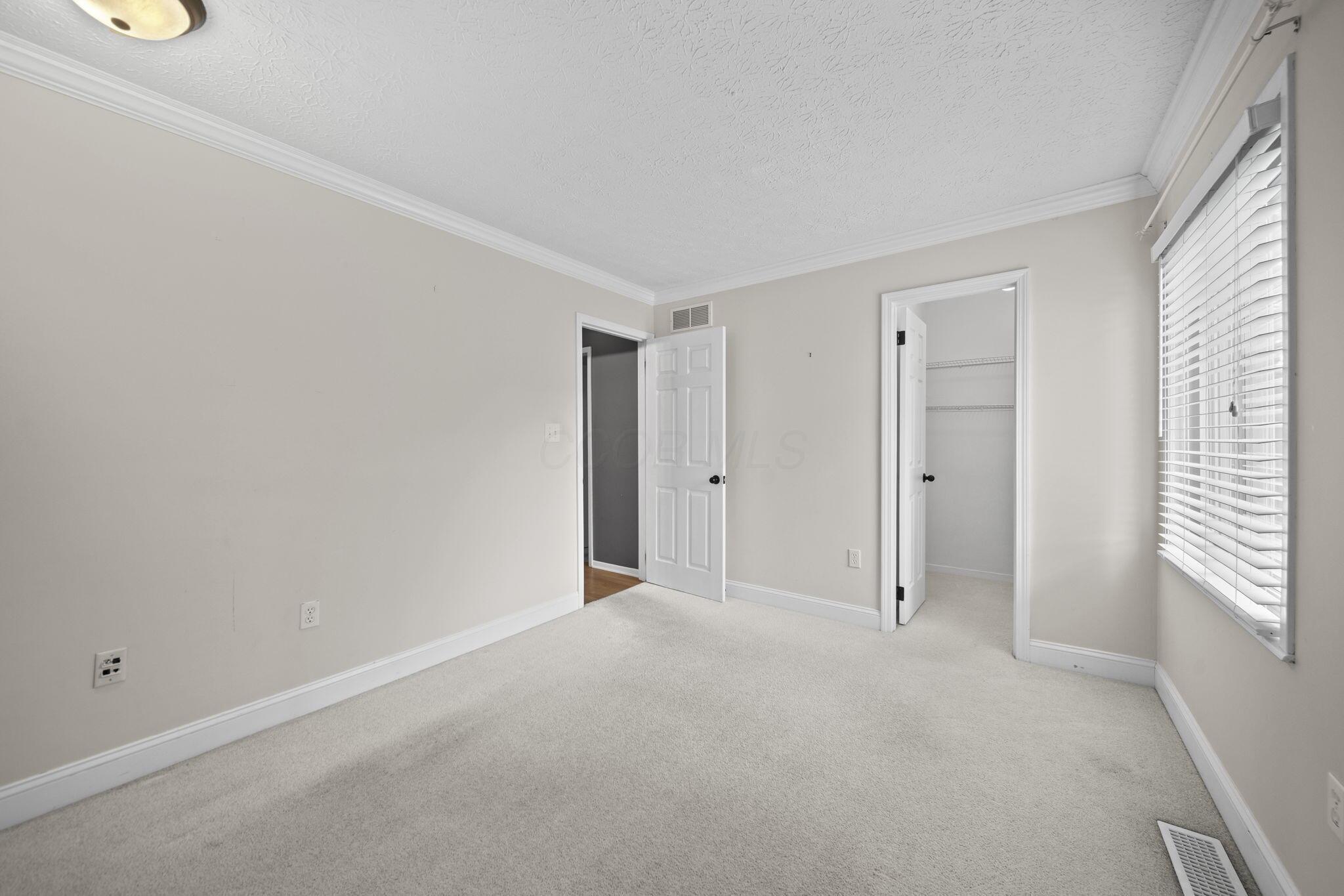 184 East Schrock Road Westerville, OH 43081 - Photo 31 of 61 Bedroom 3