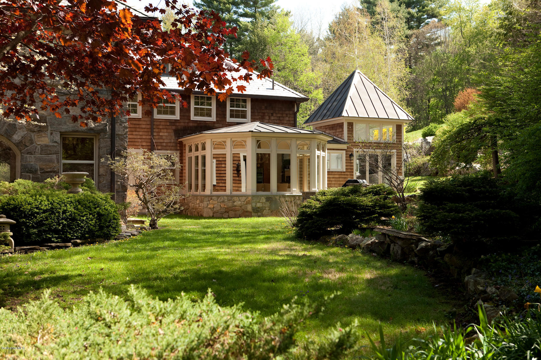 19 Ice Glen Road Stockbridge, MA 01262 - Photo 1 of 24 Exterior