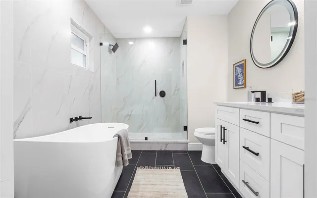 $689,900 | 11201 Hidden Valley Drive, Tampa, FL 33618