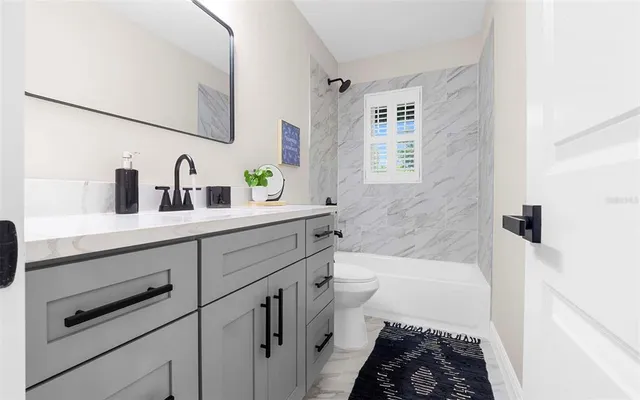 $689,900 | 11201 Hidden Valley Drive, Tampa, FL 33618