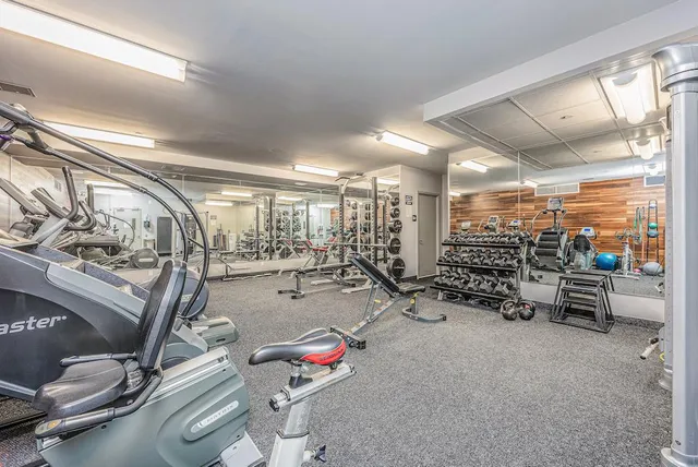 a view of empty room with window