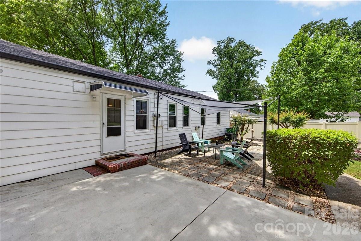 2225 Ashley Road Charlotte, NC 28208 - Photo 34 of 44