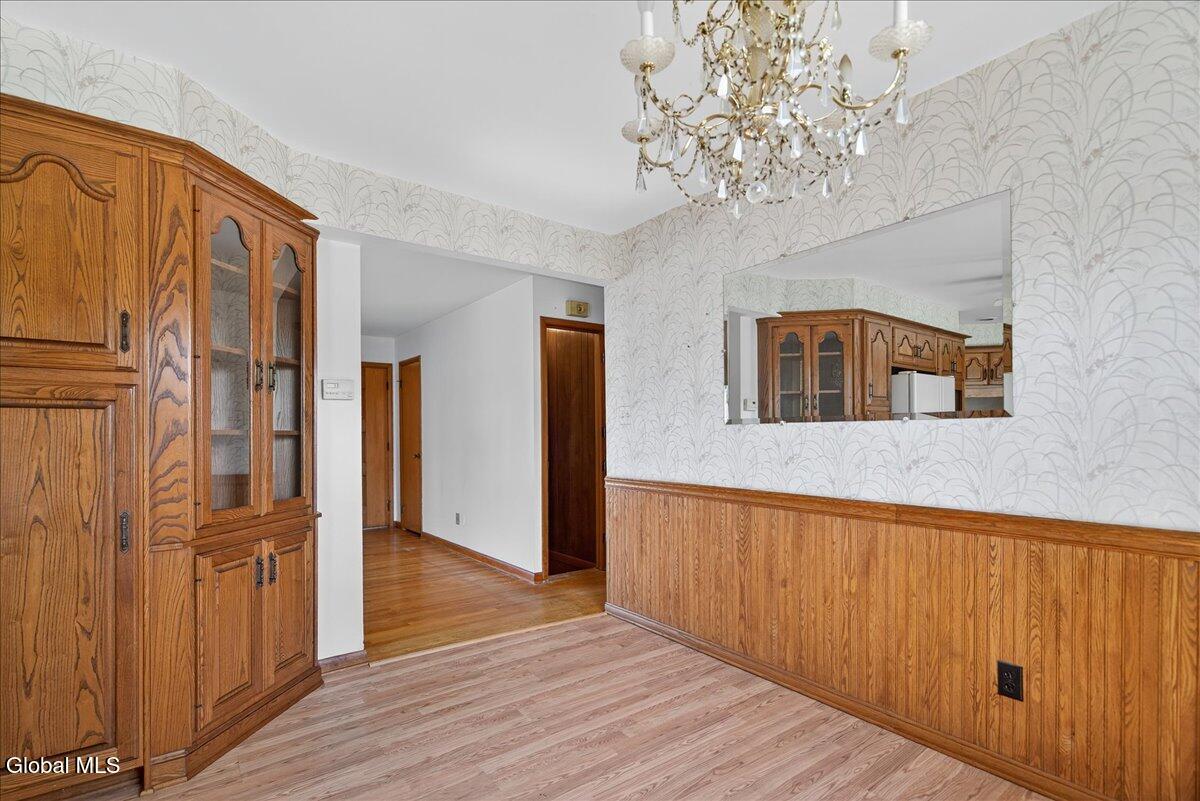 13 Bertone Drive Rotterdam, NY 12306 - Photo 9 of 35 33-13 BERTONE-4