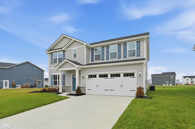 $400,000 | 7140 Sultans Run Lane, Whitestown, IN 46075