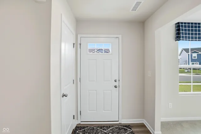 $400,000 | 7140 Sultans Run Lane, Whitestown, IN 46075