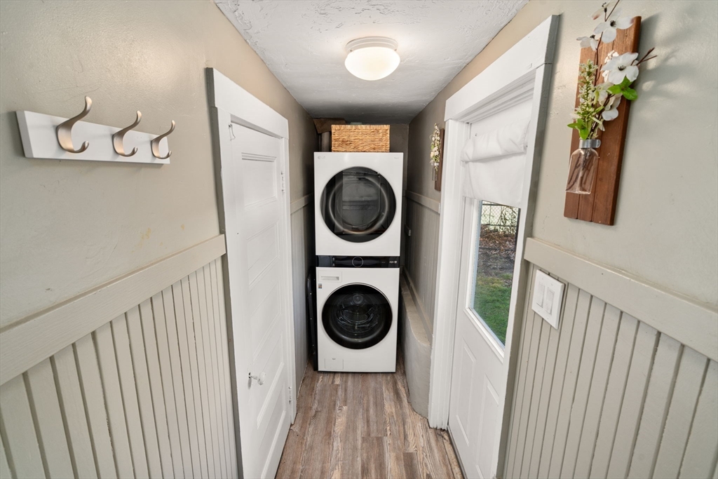 7 King Street Maynard, MA 01754 - Photo 16 of 38