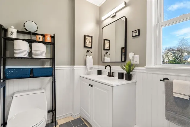 $599,900 | 7 King Street, Maynard, MA 01754