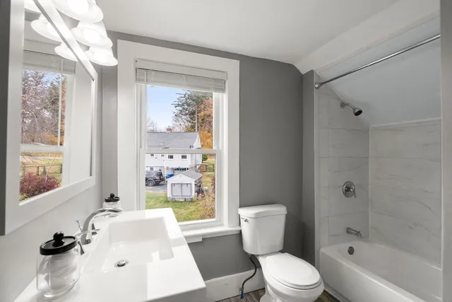 $599,900 | 7 King Street, Maynard, MA 01754