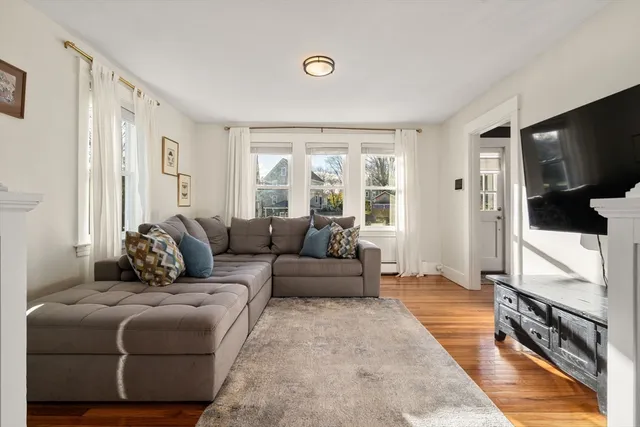 $599,900 | 7 King Street, Maynard, MA 01754