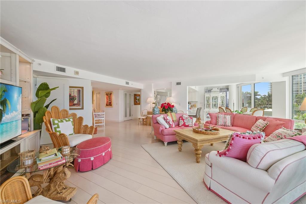 4651 Gulf Shore Boulevard North, Unit 101 Naples, FL 34103 - Photo 17 of 37