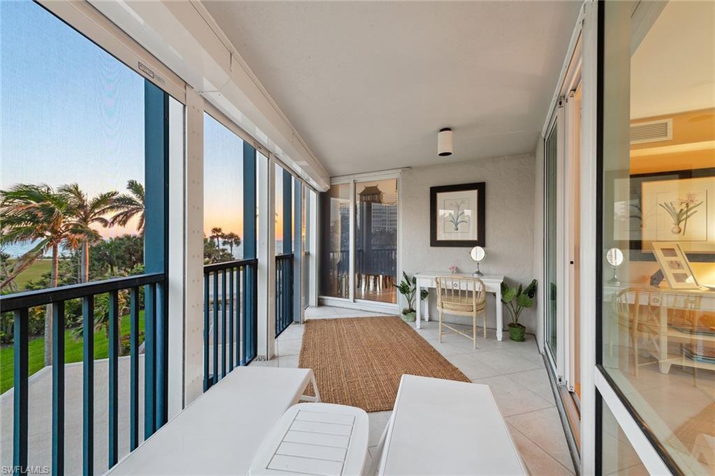 4651 Gulf Shore Boulevard North, Unit 101 Naples, FL 34103 - Photo 23 of 37