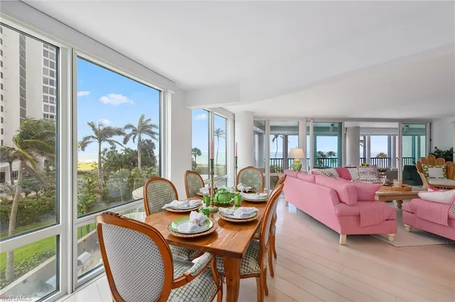 $2,900,000 | 4651 Gulf Shore Boulevard North, Unit 101, Naples, FL 34103