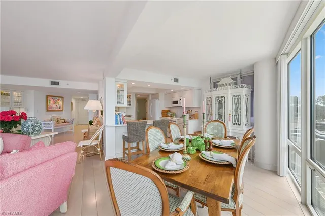 $2,900,000 | 4651 Gulf Shore Boulevard North, Unit 101, Naples, FL 34103