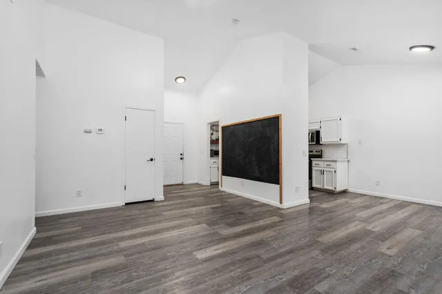 $439,999 | 2231 Escalon Avenue, Clovis, CA 93611