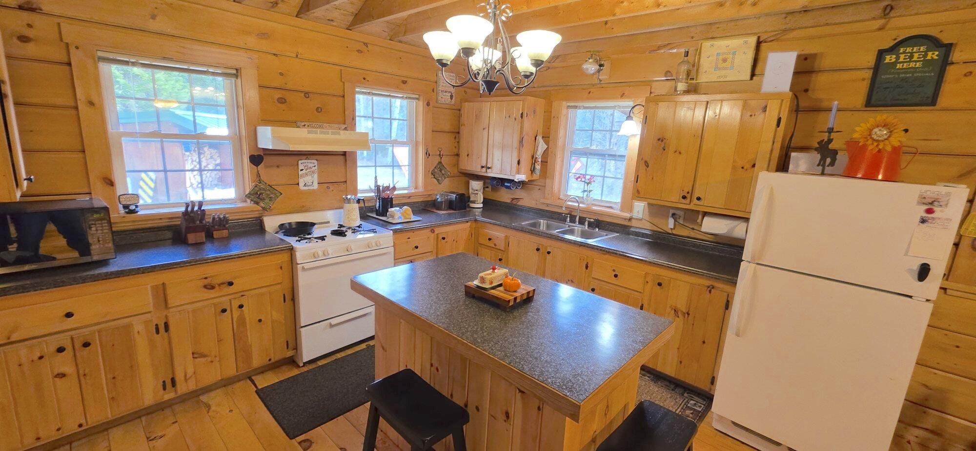 999 Pinkham Road Ashland, ME 04732 - Photo 13 of 60 20251015_092915