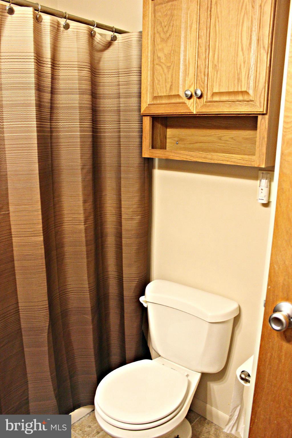 3117 Sparrows Point Road Baltimore, MD 21219 - Photo 7 of 24 Bath