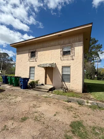 $625 | 1125 North Valderas Street, Unit A, Angleton, TX 77515