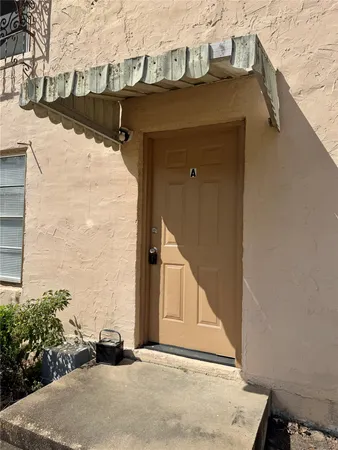 $625 | 1125 North Valderas Street, Unit A, Angleton, TX 77515