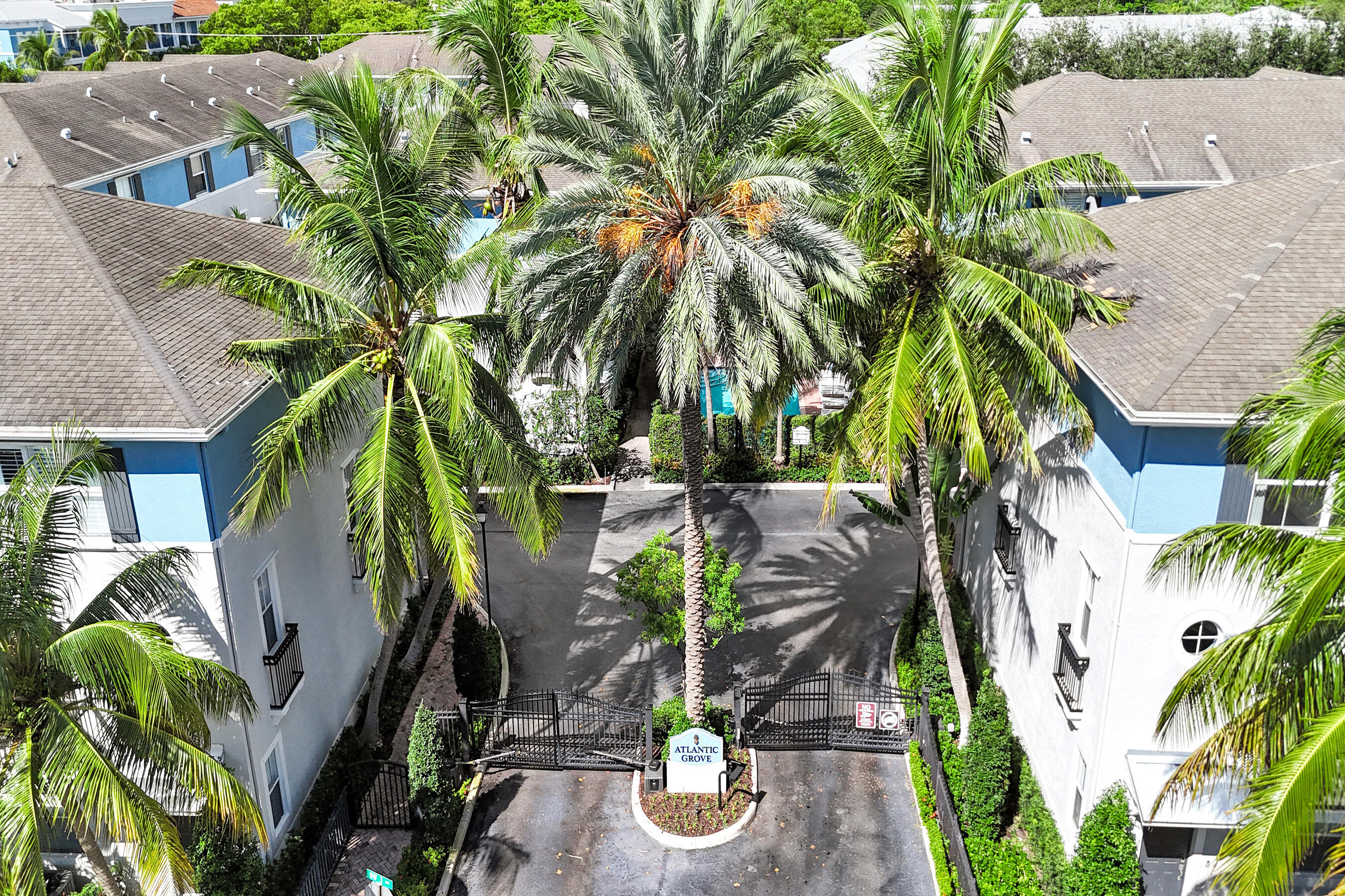 314 Northwest 1st Street Delray Beach, FL 33444 - Photo 3 of 26