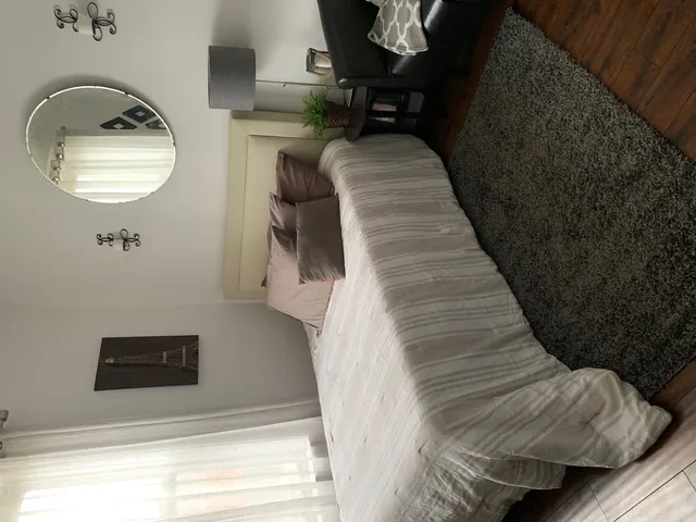 a view of entryway and hall