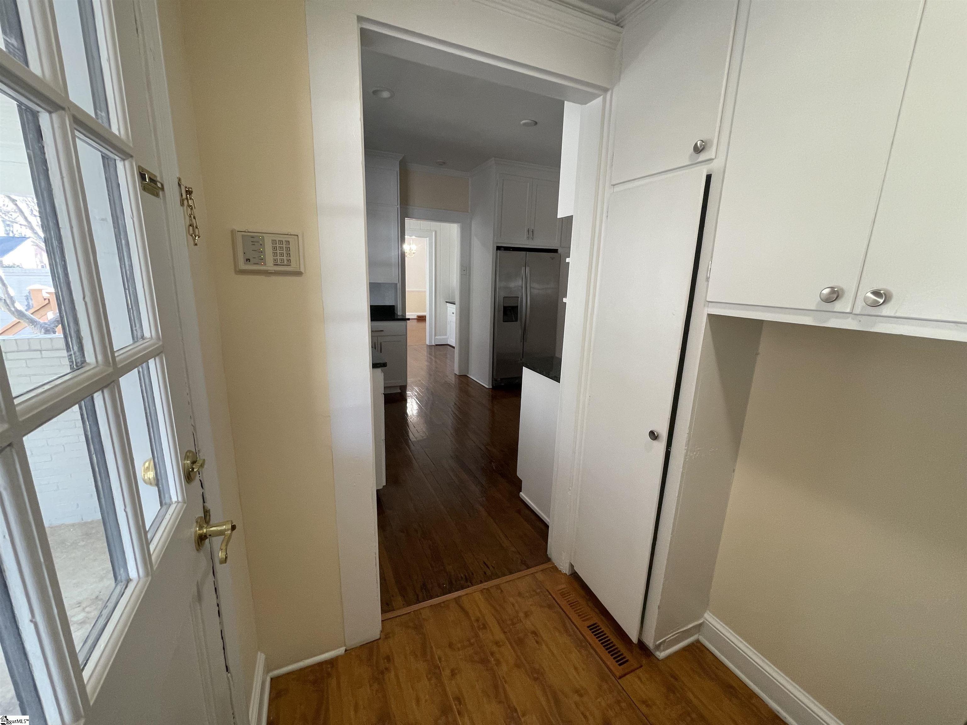 108 West Walnut Street Clinton, SC 29325 - Photo 12 of 36 Gallery Image 12