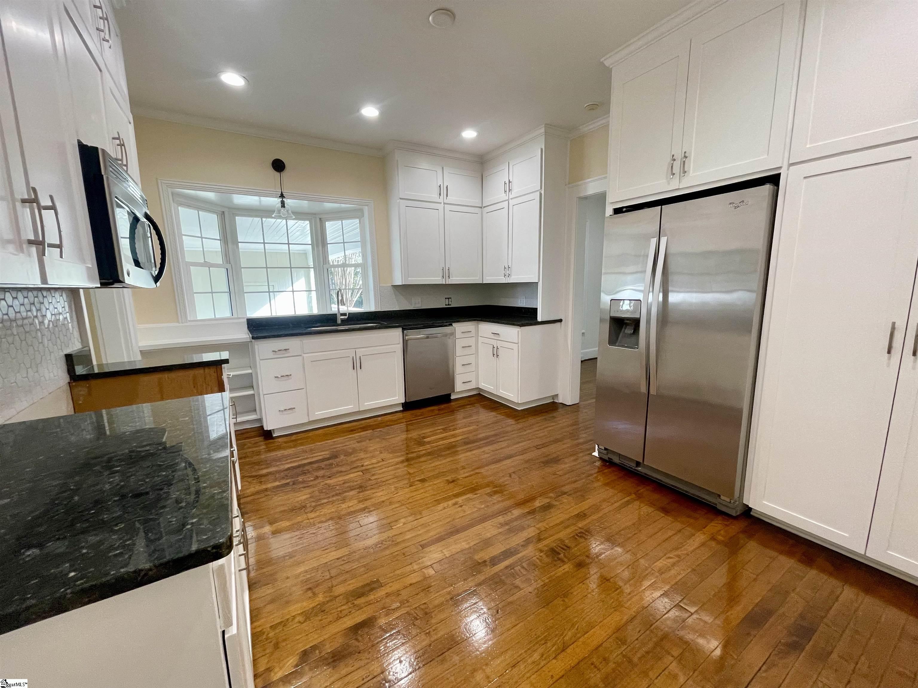 108 West Walnut Street Clinton, SC 29325 - Photo 10 of 36 Gallery Image 10
