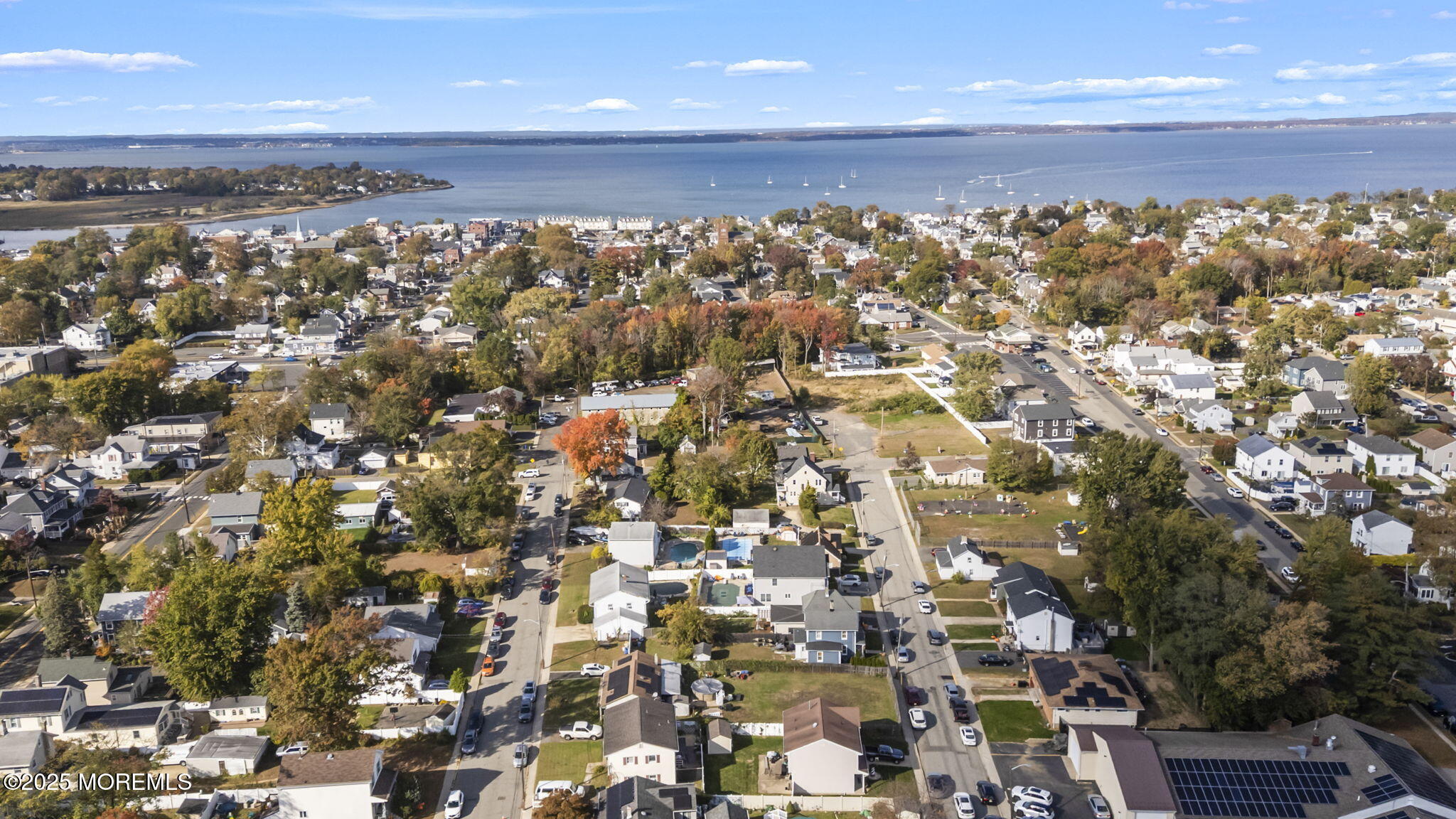 226 Osborn Street Keyport, NJ 07735 - Photo 4 of 7 9-web-or-mls-DJI_20251024145505_0642_D