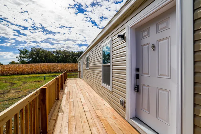 $99,900 | 378 Hillcrest Circle, Clarks Grove, MN 56016