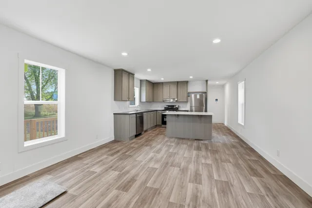 $99,900 | 378 Hillcrest Circle, Clarks Grove, MN 56016