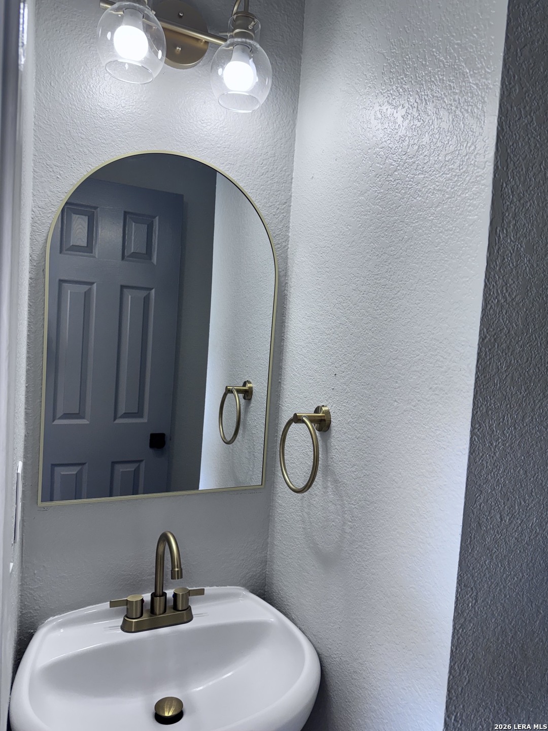 7307 Copper Meadow Converse, TX 78109 - Photo 13 of 26