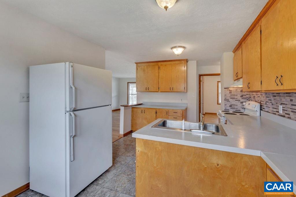 1408 River Road Charlottesville, VA 22901 - Photo 11 of 30 Gallery Image 11