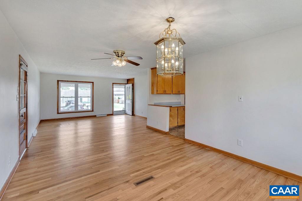 1408 River Road Charlottesville, VA 22901 - Photo 4 of 30 Gallery Image 4