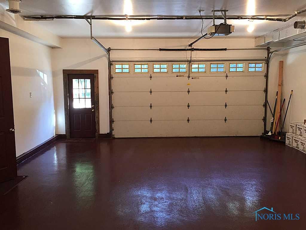 10520 Monclova Road Monclova, OH 43542 - Photo 17 of 17 Garage (Interior).