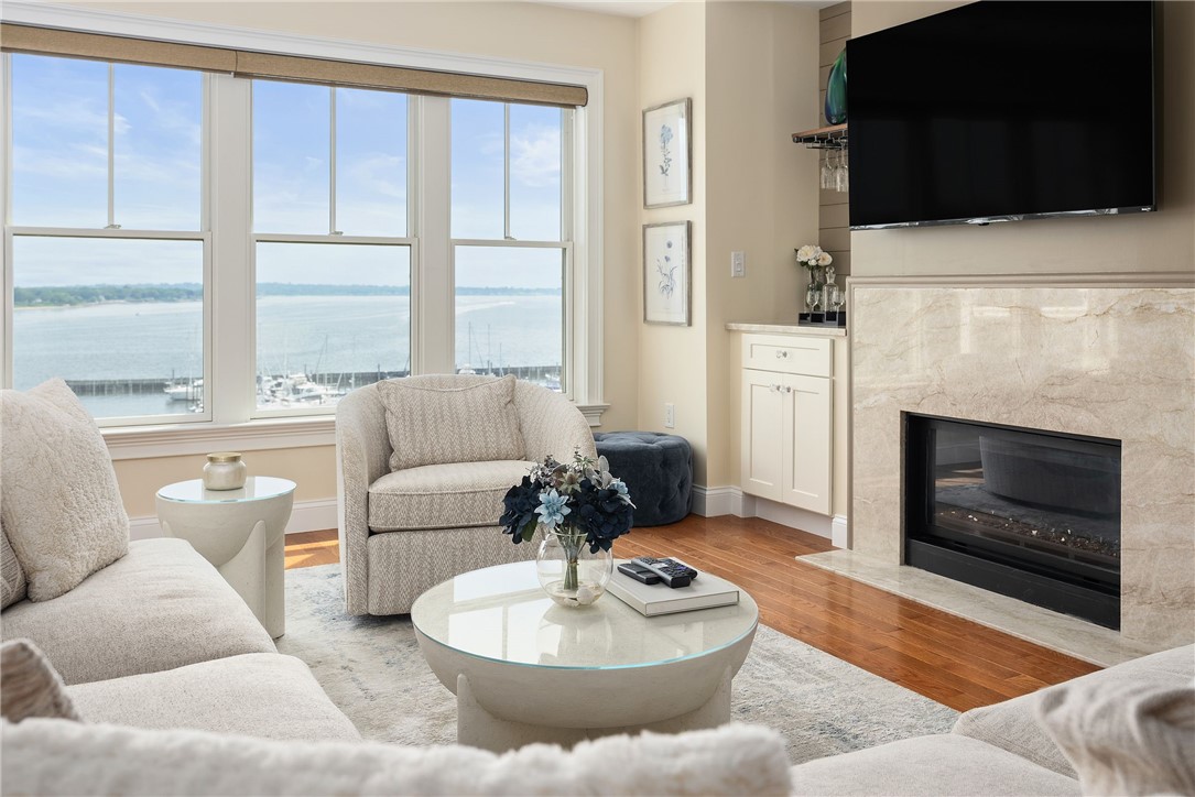 3958 Post Road, Unit 11 Warwick, RI 02886 - Photo 2 of 25