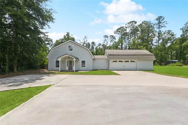 $335,000 | 11114 Highway 22, Ponchatoula, LA 70454