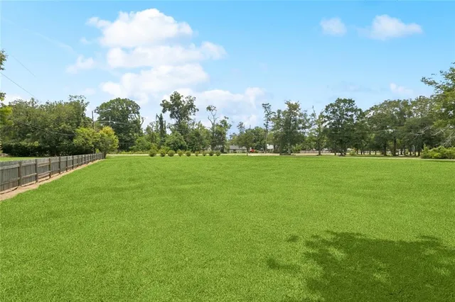 $335,000 | 11114 Highway 22, Ponchatoula, LA 70454