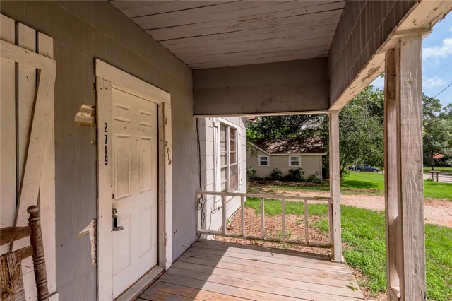$84,900 | 2719 Old Houston Road, Huntsville, TX 77340