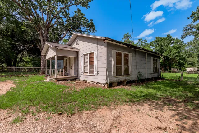 $84,900 | 2719 Old Houston Road, Huntsville, TX 77340