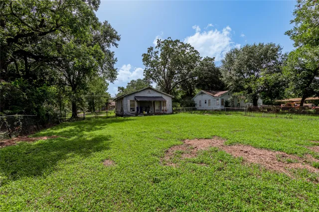$84,900 | 2719 Old Houston Road, Huntsville, TX 77340