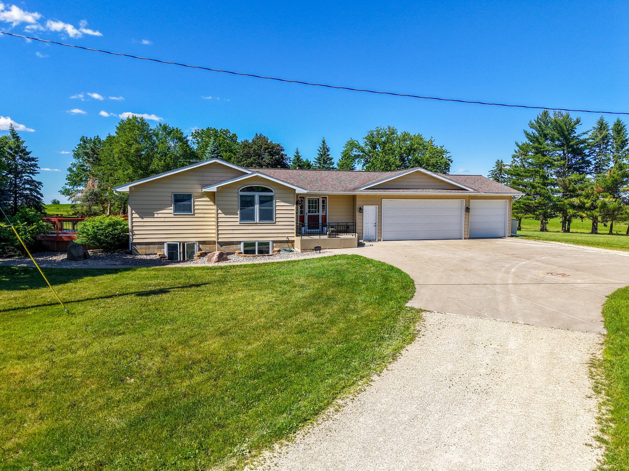 7524 58th Street Northeast Rochester, MN 55906 - Photo 37 of 59