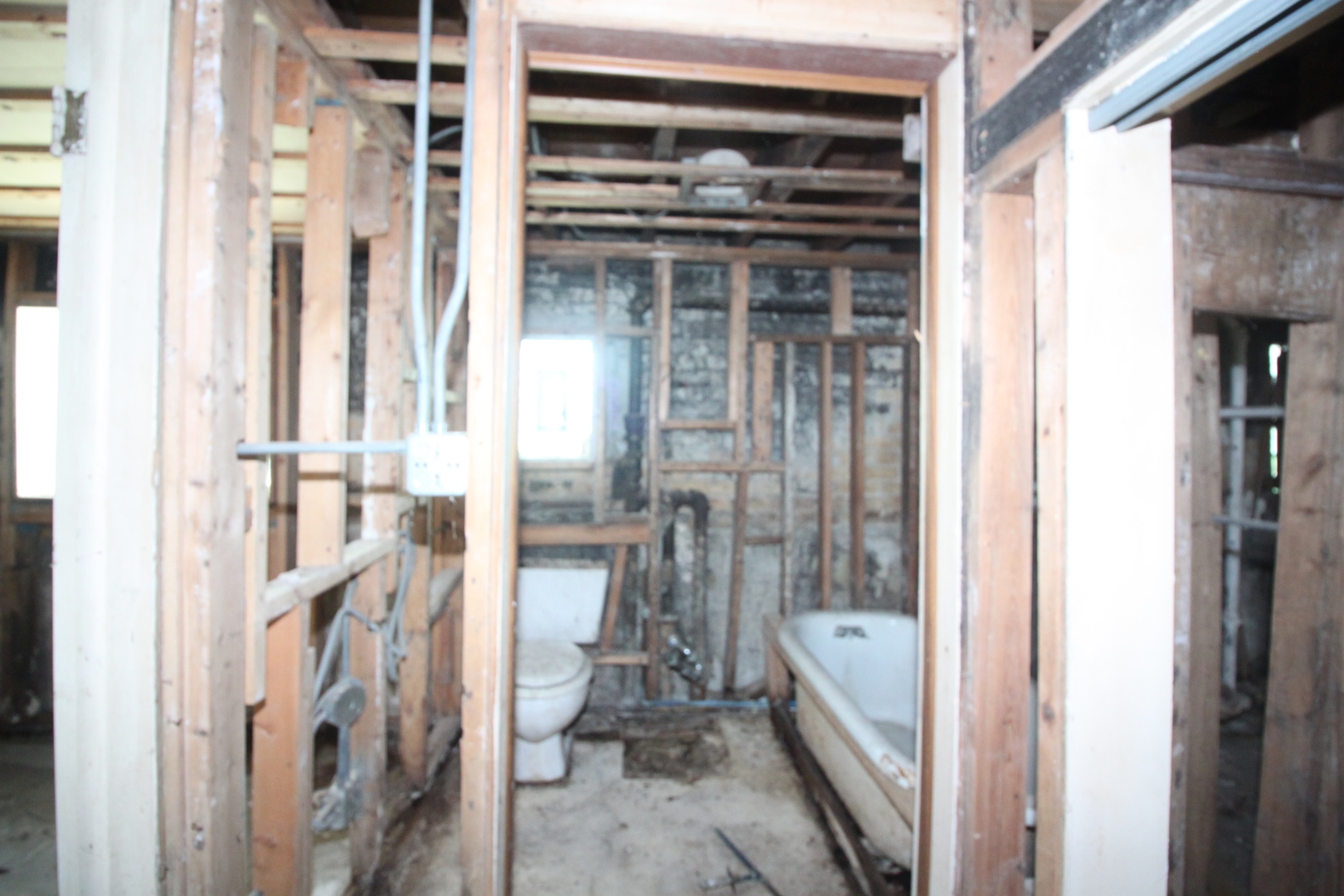 1824 Simpson Street Evanston, IL 60201 - Photo 11 of 13 Gallery Image 11